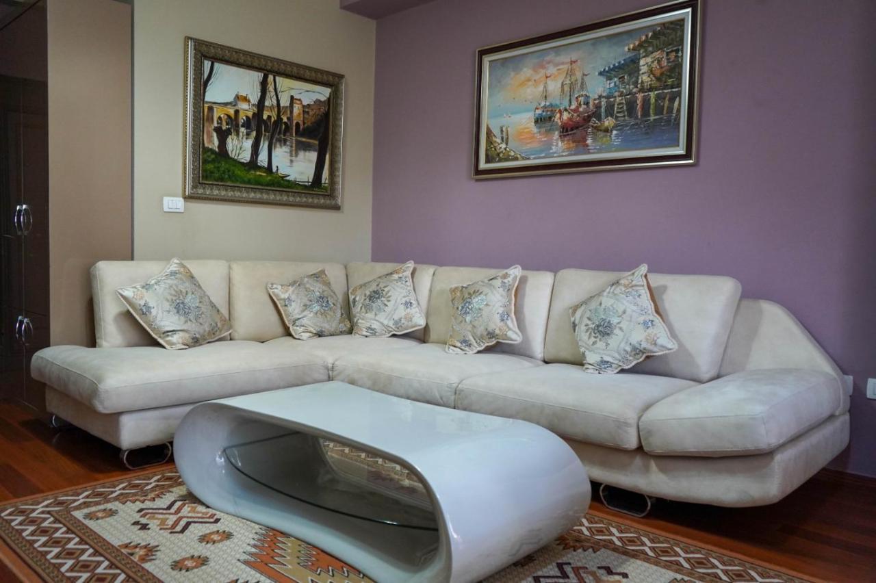 Lovely Apartment In The Heart Of Tirana Zewnętrze zdjęcie