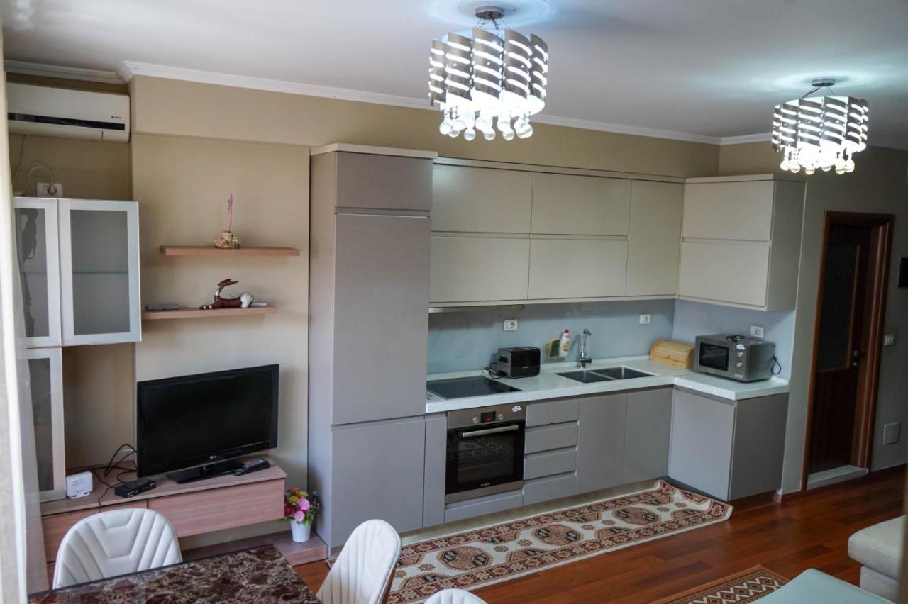 Lovely Apartment In The Heart Of Tirana Zewnętrze zdjęcie