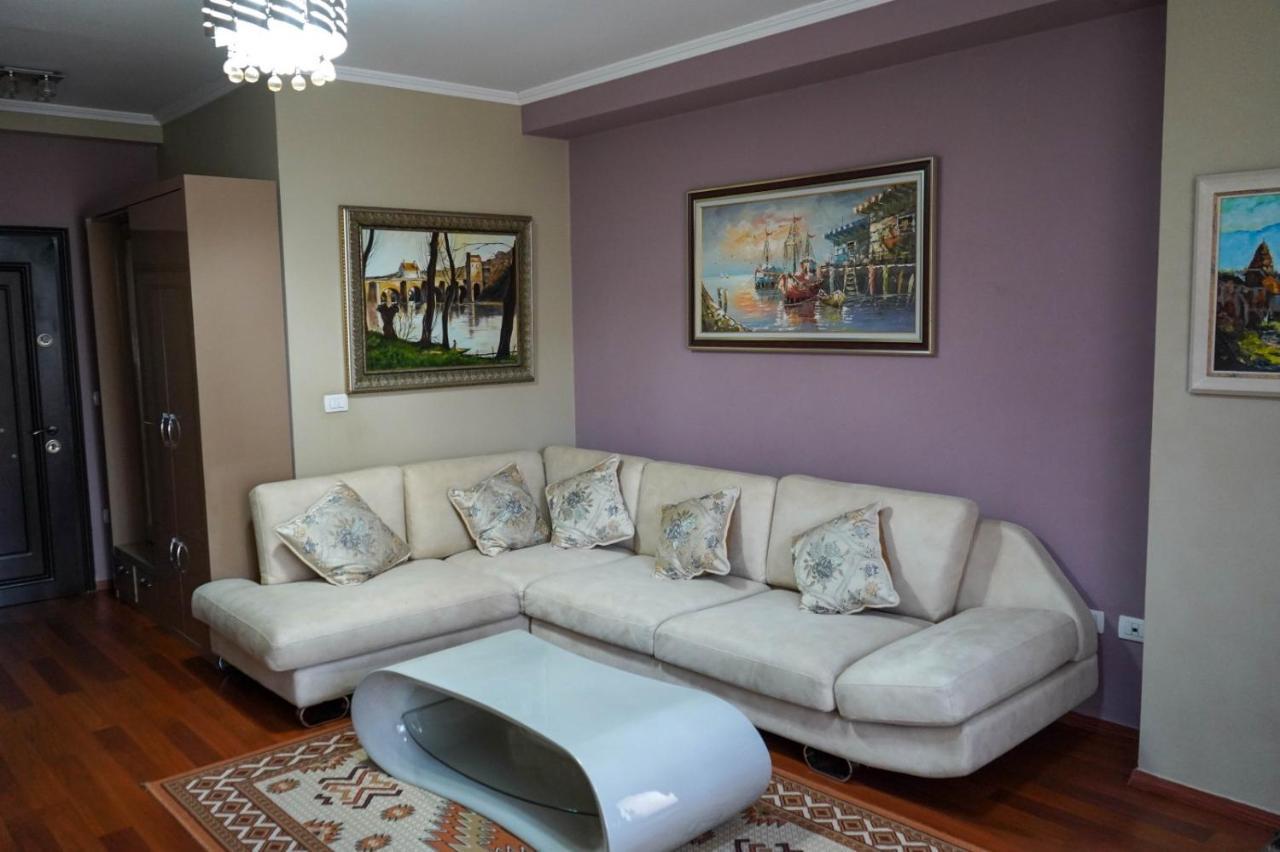Lovely Apartment In The Heart Of Tirana Zewnętrze zdjęcie