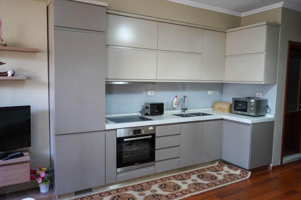 Lovely Apartment In The Heart Of Tirana Zewnętrze zdjęcie