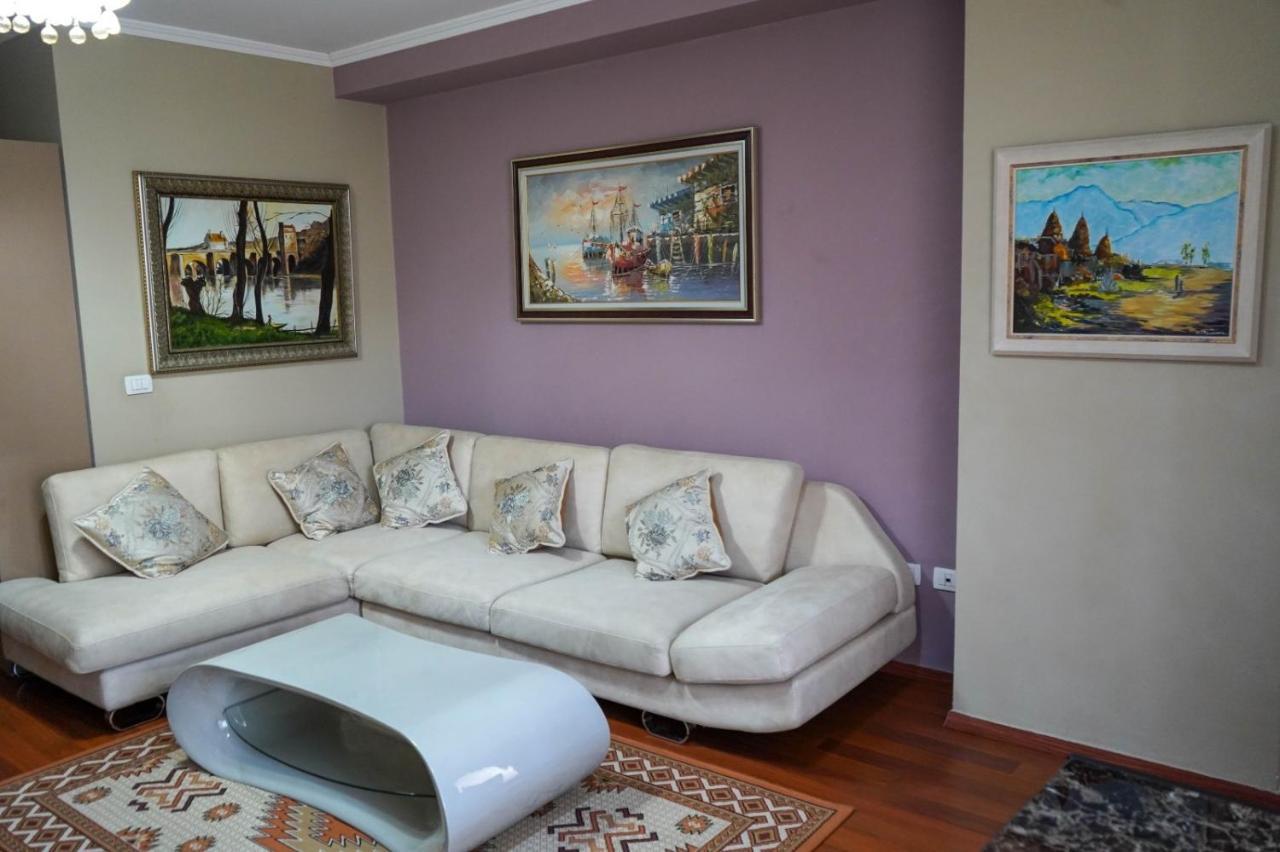 Lovely Apartment In The Heart Of Tirana Zewnętrze zdjęcie