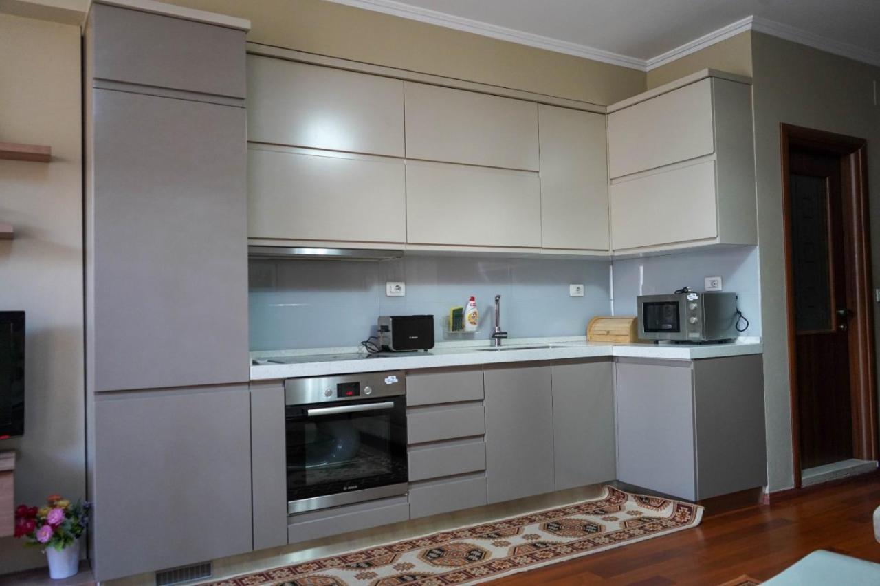 Lovely Apartment In The Heart Of Tirana Zewnętrze zdjęcie
